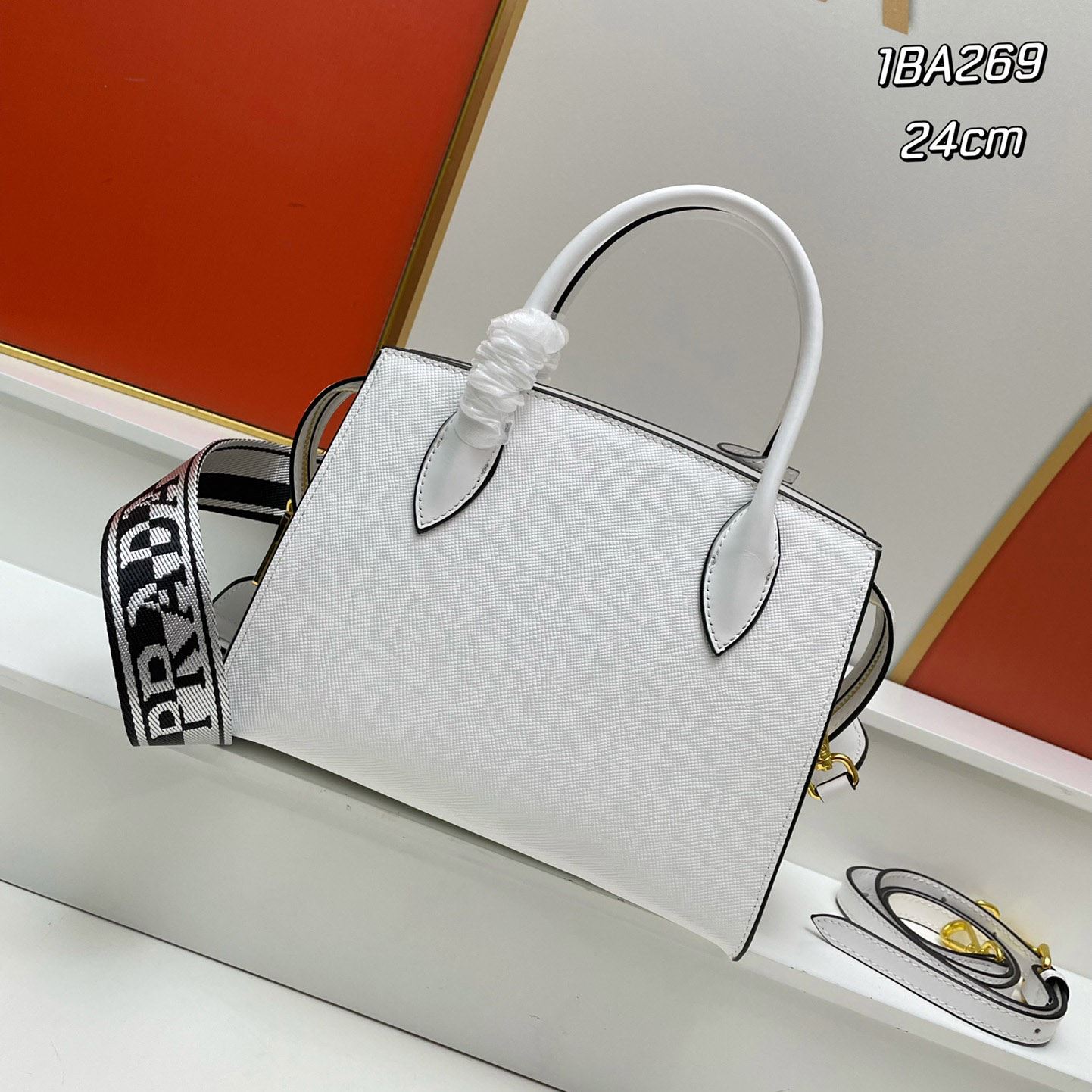 Pra*a top handle bags